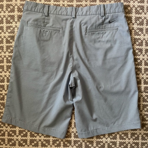 NIKE GOLF Tour Performance DRI-FIT Shorts - 34 - Picture 2 of 4